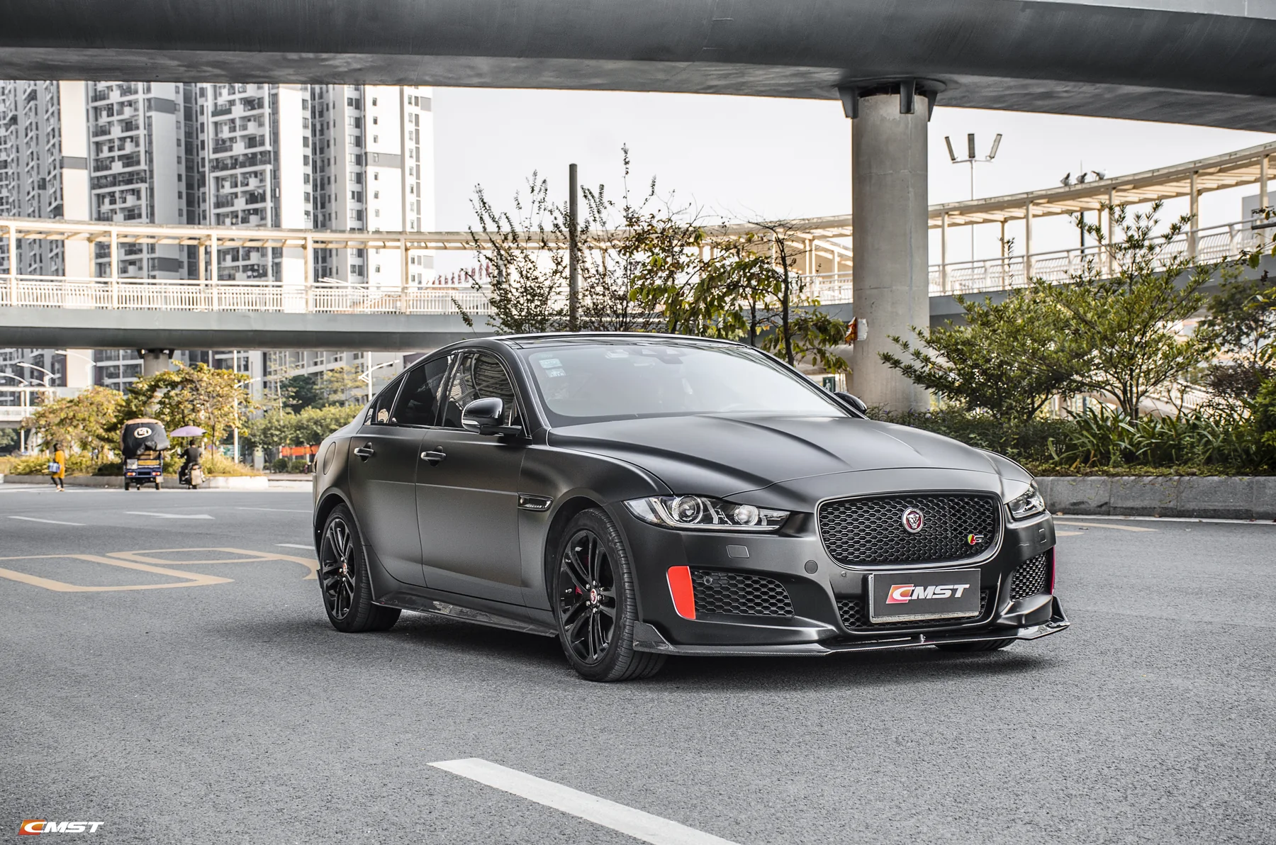 Jaguar XE fitted with a CMST carbon fiber kit